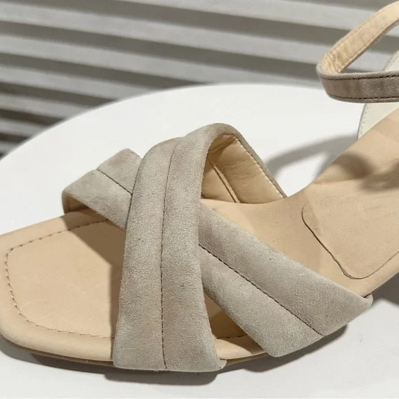 🌹PAUL GREEN🌹Lexi Heel Sandal Camel Tan Suede Block Heel Size: 7